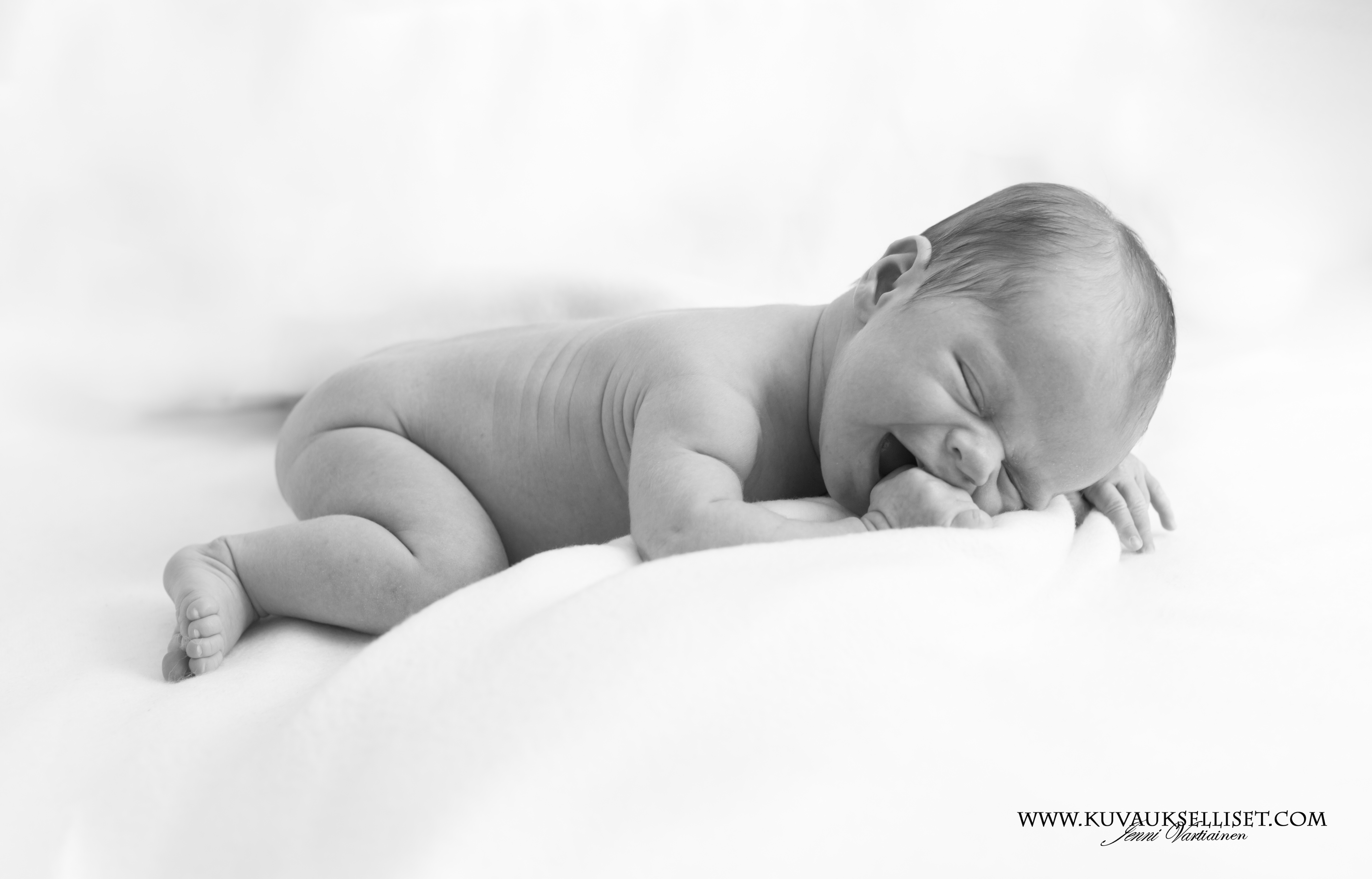 2014.3.10 Vastasyntyneen kuvaus vauvakuvaus lapsikuvaus (1 of 1)-8
