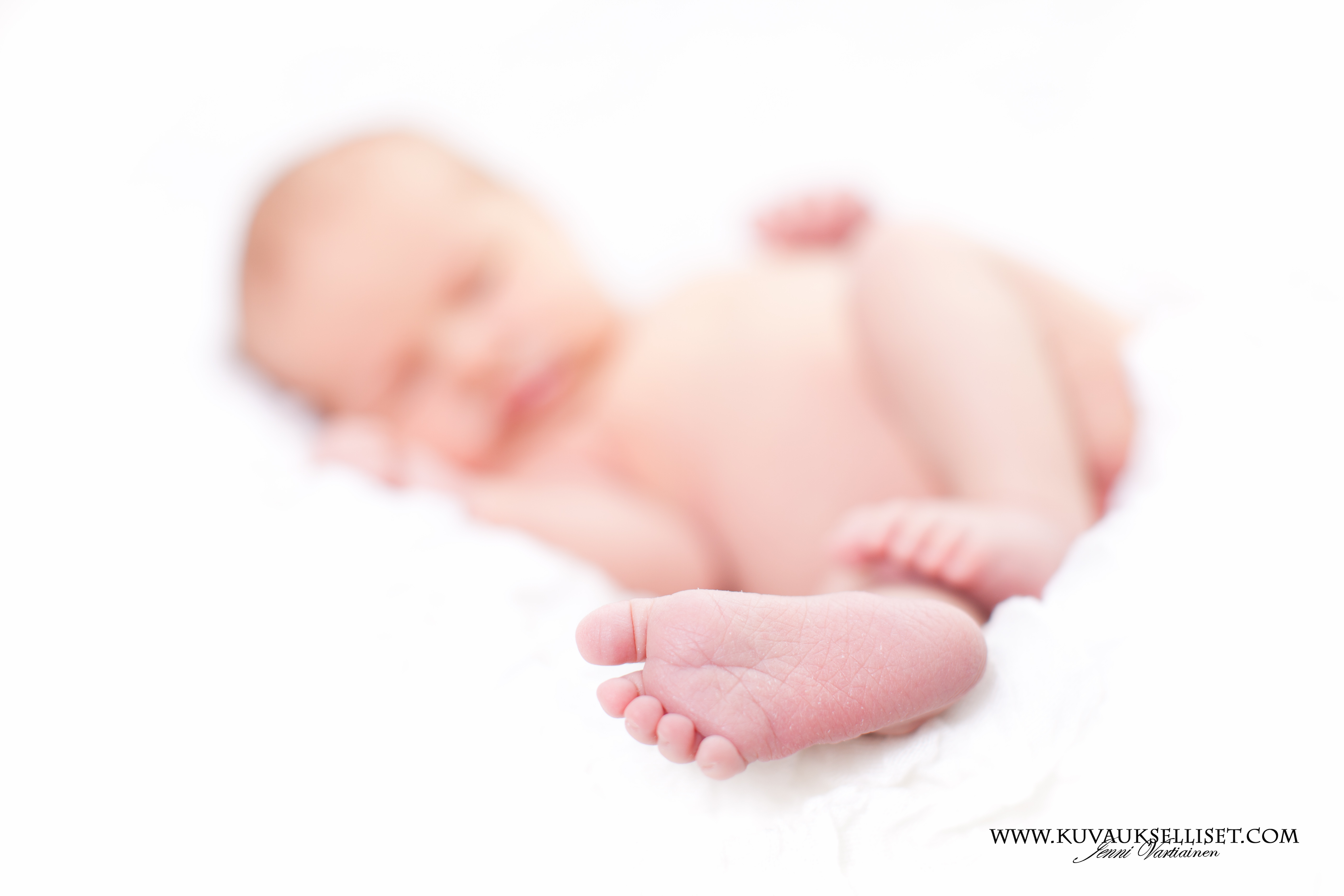 2014.4.8 vauvakuvaus vastasyntyneen kuvaus studiokuvaus